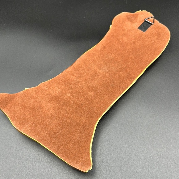 Gold Gustav Klimt Inspired Decorative Sculpture “The Kiss” Iconic Masterpiece - Picture 10 of 12